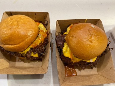 Почему фаст-фуд продолжает покорять мир: тайны популярности быстрого питания