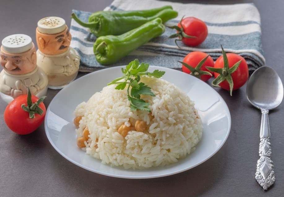 Рис: секреты рассыпчатости и идеальный гарнир для вашего стола