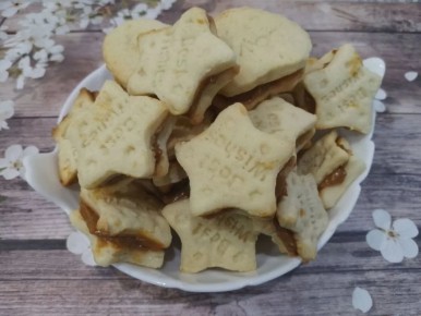 Нежное творожное печенье с рисовой мукой и сладкой начинкой