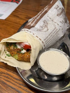 Вкусные воскресенья: Бранчи в 'Коллегах' на Сретенке