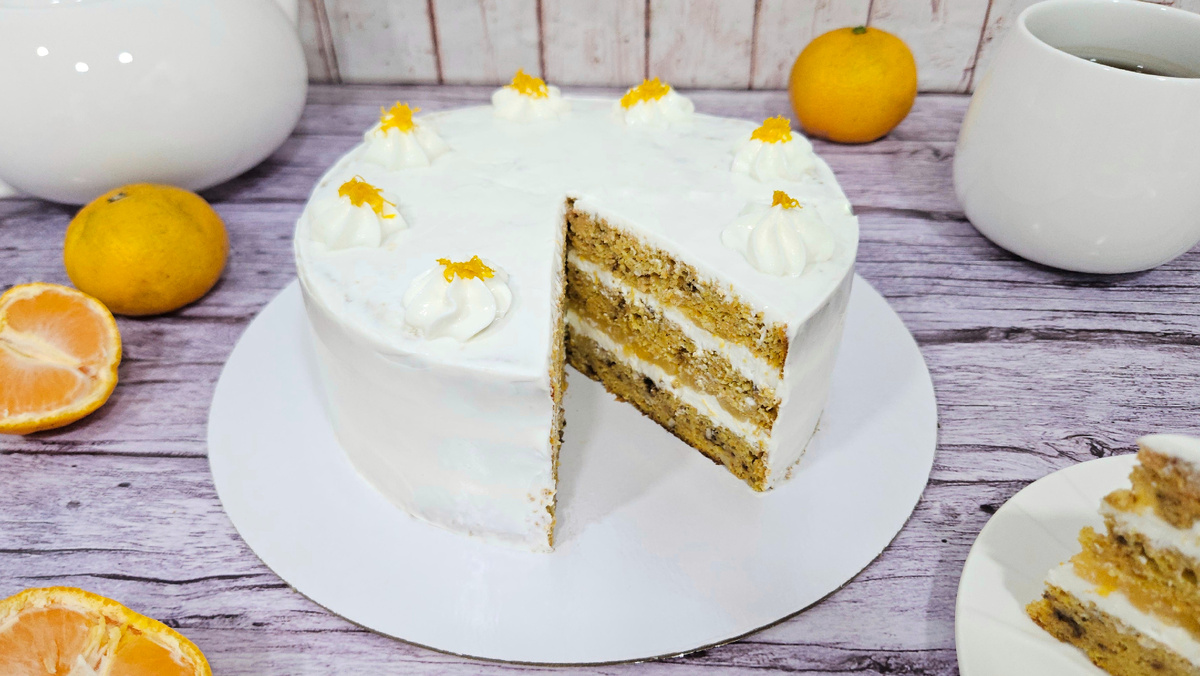 Нежный морковный торт для праздничного стола