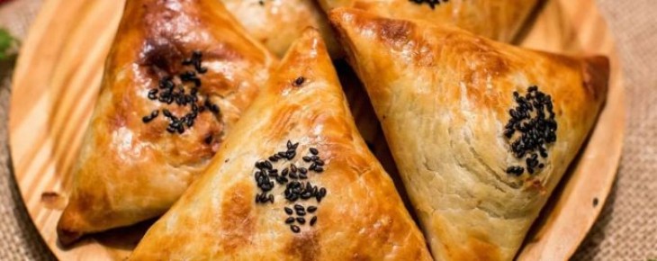 Как приготовить самсу с бараниной: простой рецепт в духовке