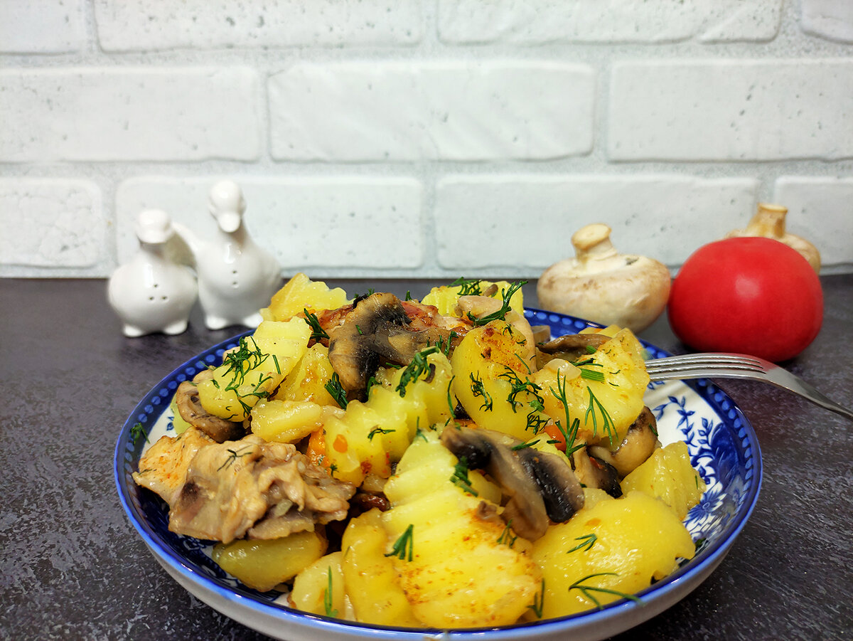 Идеальный ужин за 30 минут: картофельные гребешки с грибами и курицей