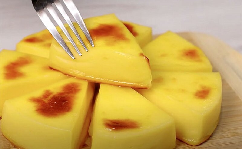 Нежный десерт из обычного молока, который удивит вас