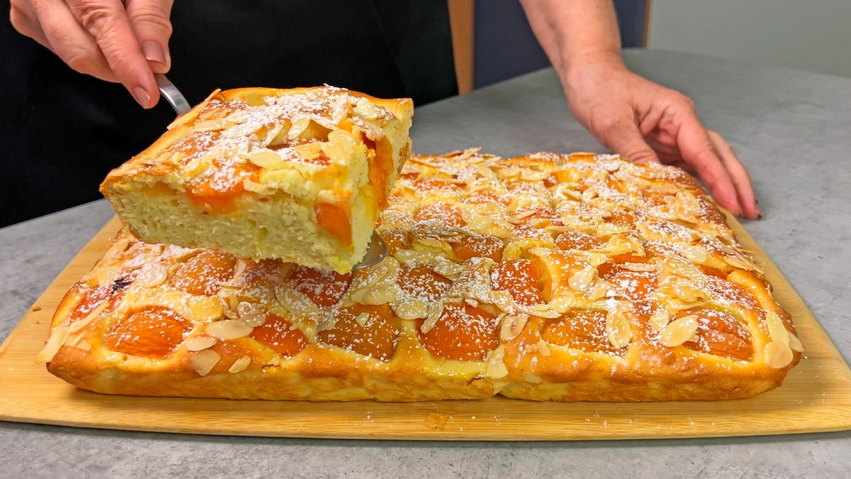 Пирог выходного дня: с абрикосами и не только