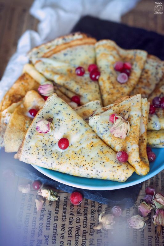 Блинчики с маком на кефире: идеальный зимний завтрак