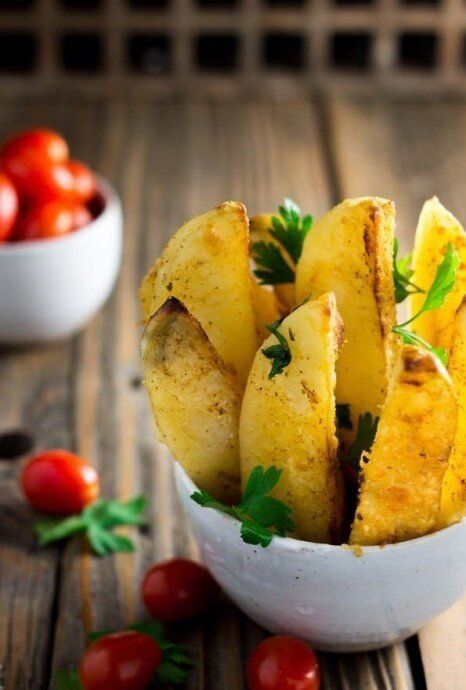 Необычный картофель, запеченный с травами и чесноком