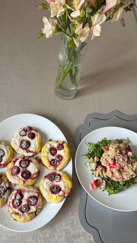 Необычный обед: паста-салат с тунцом и домашние ватрушки