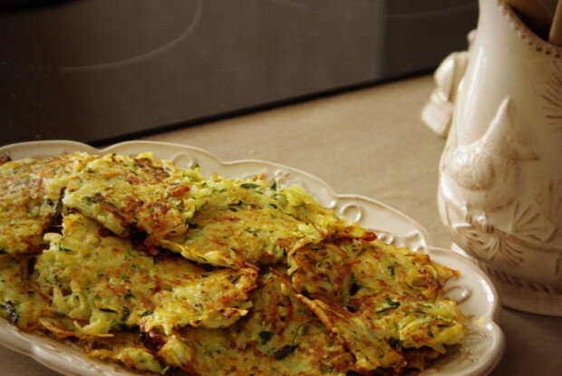 Простые и вкусные оладьи из кабачков