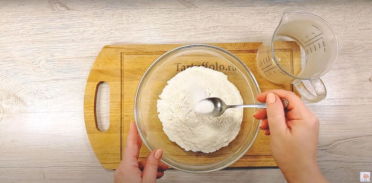 Лепешки на кипятке: просто, быстро и без скалки!