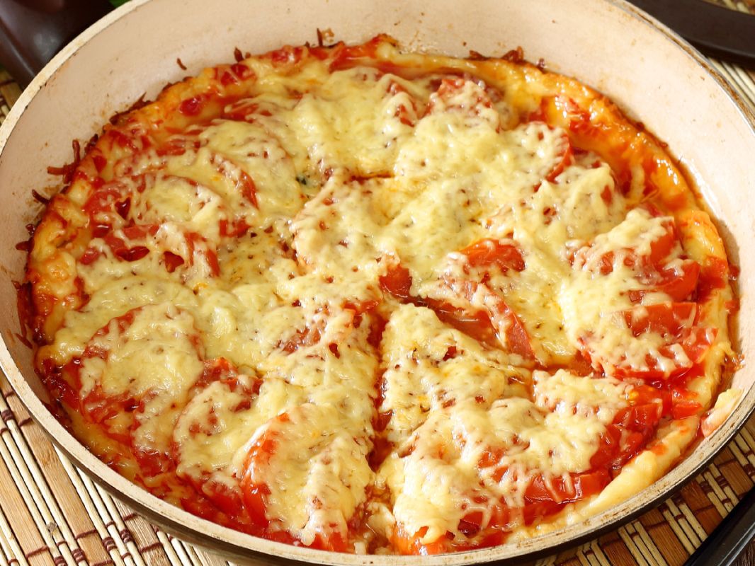 Как за 10 минут приготовить отменную пиццу на сковороде