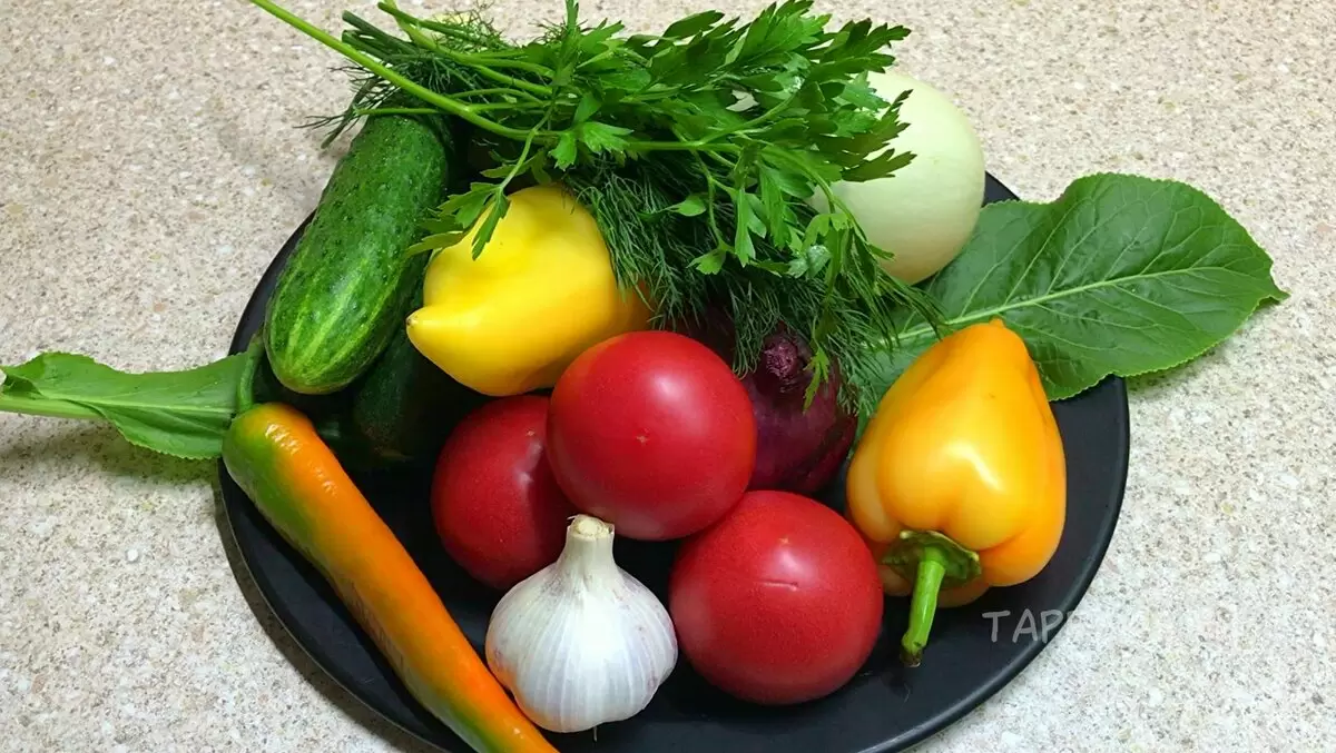 Хрустящие малосольные овощи за 7 часов: быстрый и простой рецепт