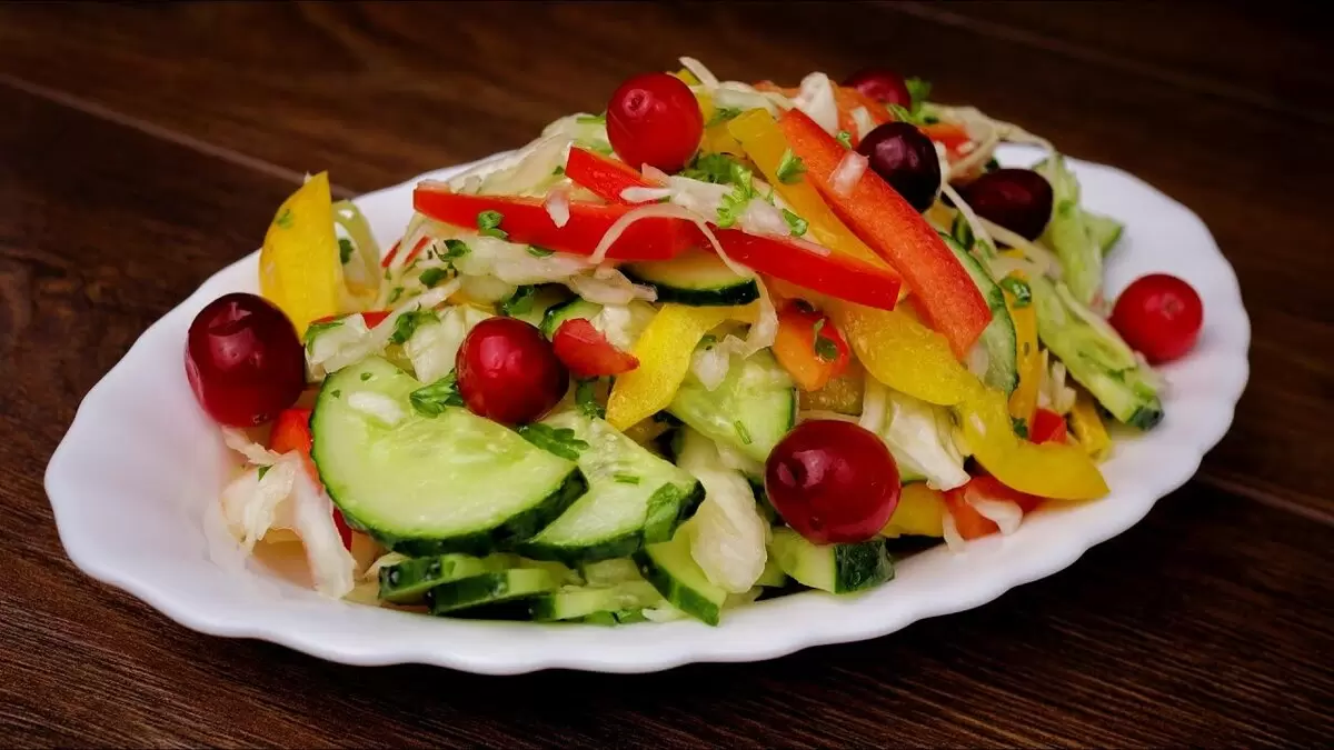 Овощной салат «Мономах»: яркое сочетание свежести и вкуса