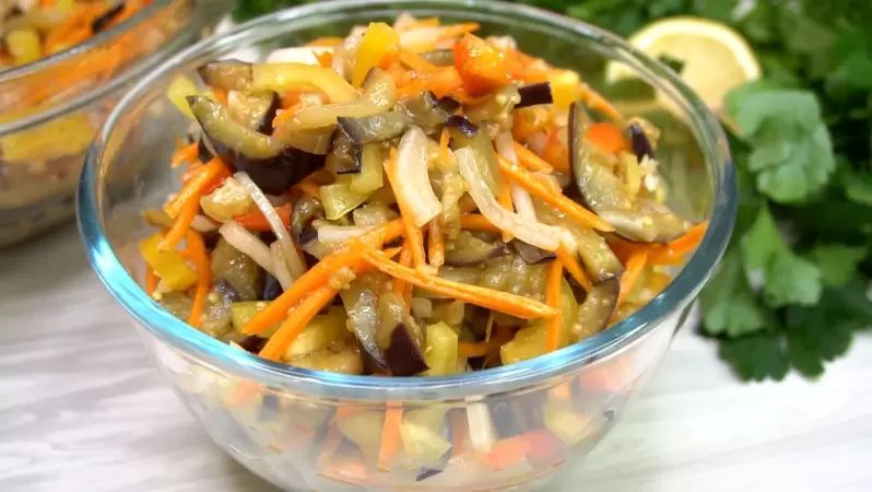 Вкус домашней корейской кухни: баклажаны с необычным акцентом