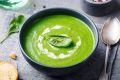 Изумительный суп-пюре из шпината: легкость, вкус и здоровье в каждой ложке