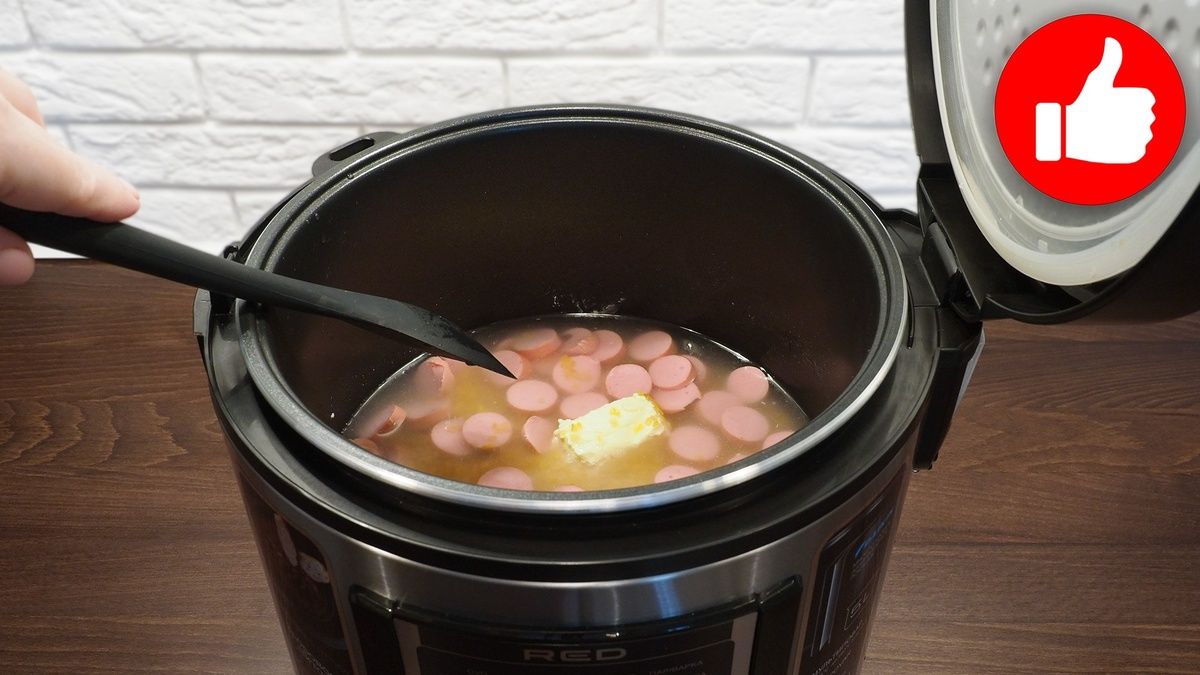 Ароматный булгур с сосисками в мультиварке: простой и вкусный рецепт