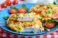 Сочные отбивные с помидорами и сыром: быстрый и вкусный ужин за 30 минут